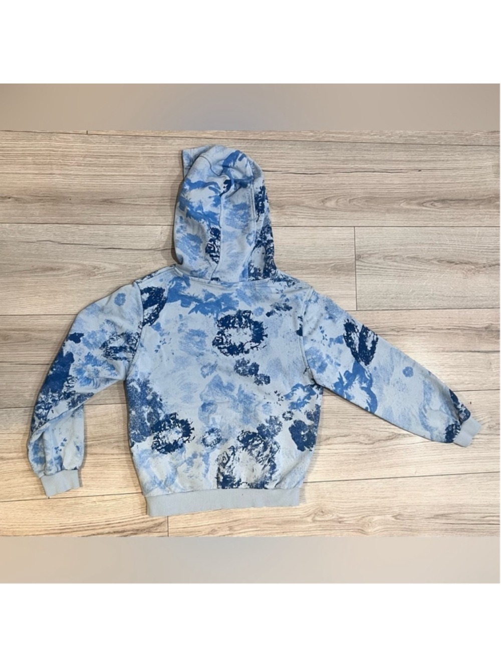 Nike Boys Beige Blue Splattered Hooded Sweatshirt Large - Picture 8 of 8